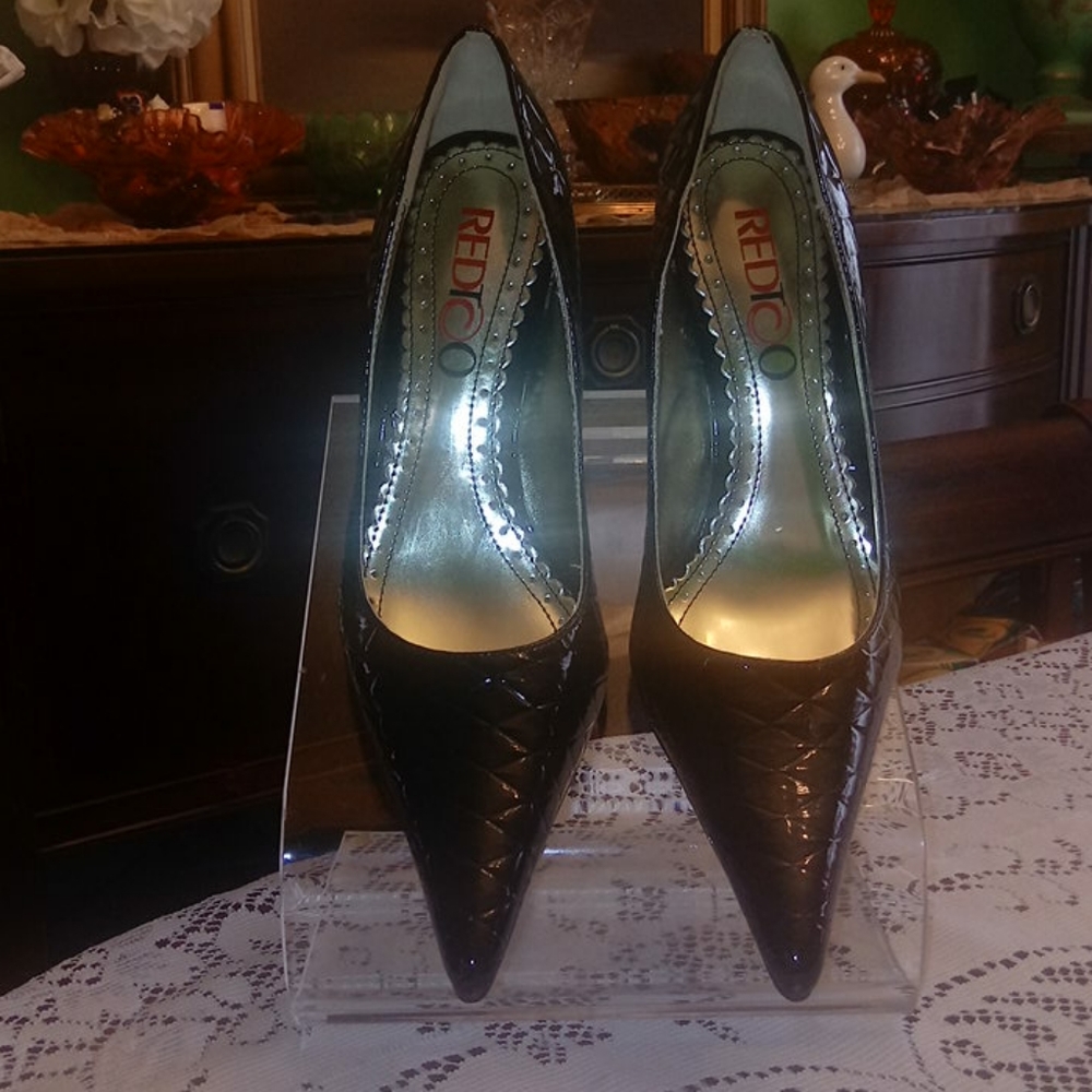 RedToo heels